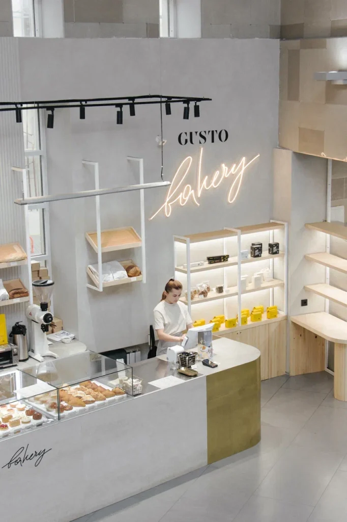 Gusto BAKERY