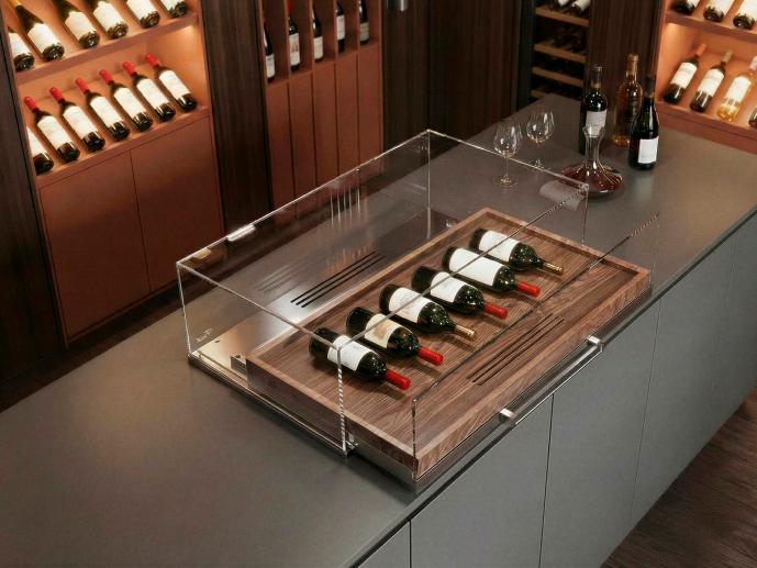 Представляем новинку: Glassier SLIDE WINE Представляем новинку: Glassier SLIDE WINE